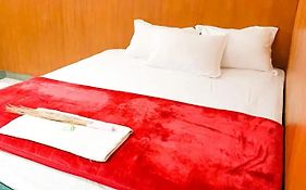 Hotel Shabine Rungkut Mitra Reddoorz